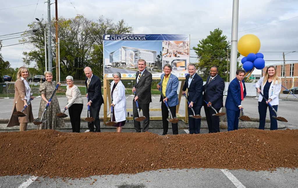 From left: Rep. Patsy Hazlewood, Elizabeth Kennedy Spratlin, Molly Kennedy, Jim Kennedy III, Dr. Chris Smith, Chancellor Steven R. Angle, UT System President Randy Boyd, Sen. Bo Watson, Rep. Yusuf Hakeem, U.S. Rep. Chuck Fleischmann, and UTC Student Nurses Association President Olivia Walls.
