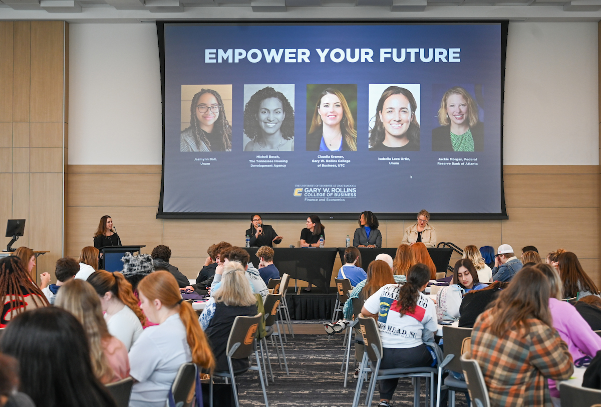 Moderator Claudia Kramer (left) and panelists Jazmynn Ball, Isabella Liza Ortiz, Michell Bosch and Jackie Morgan. Photo by Angela Foster.