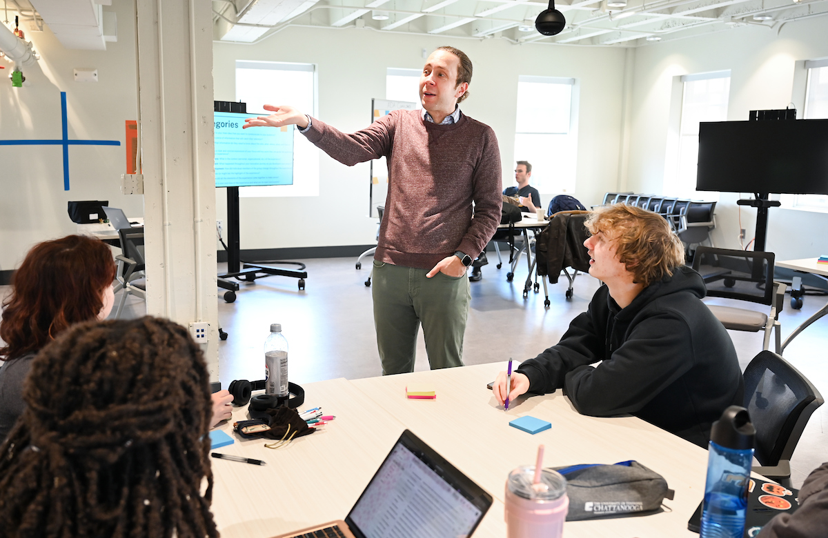 Jordan King’s Honors Innovations class discusses transportation issues Tuesday, Feb. 18, 2025 in Guerry Center.