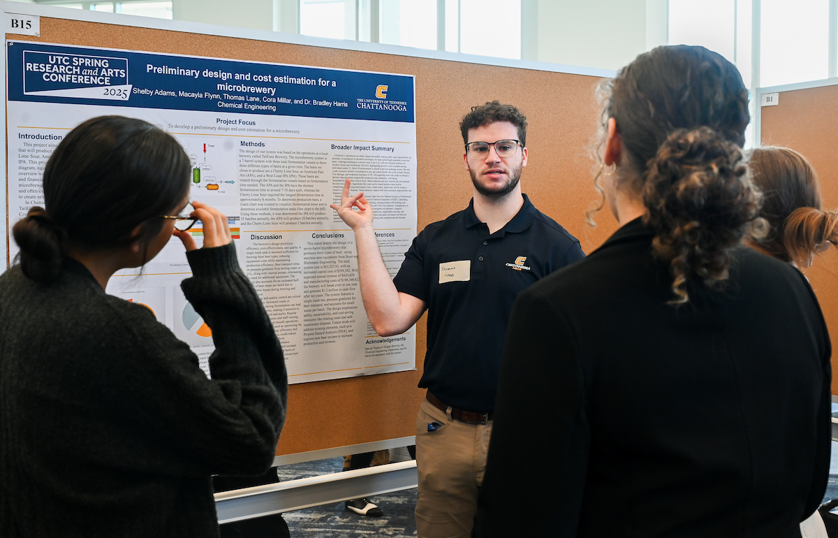 People attend the Spring Research and Arts Conference Wednesday, Apr. 9, 2025 in the Wolford Family Center.