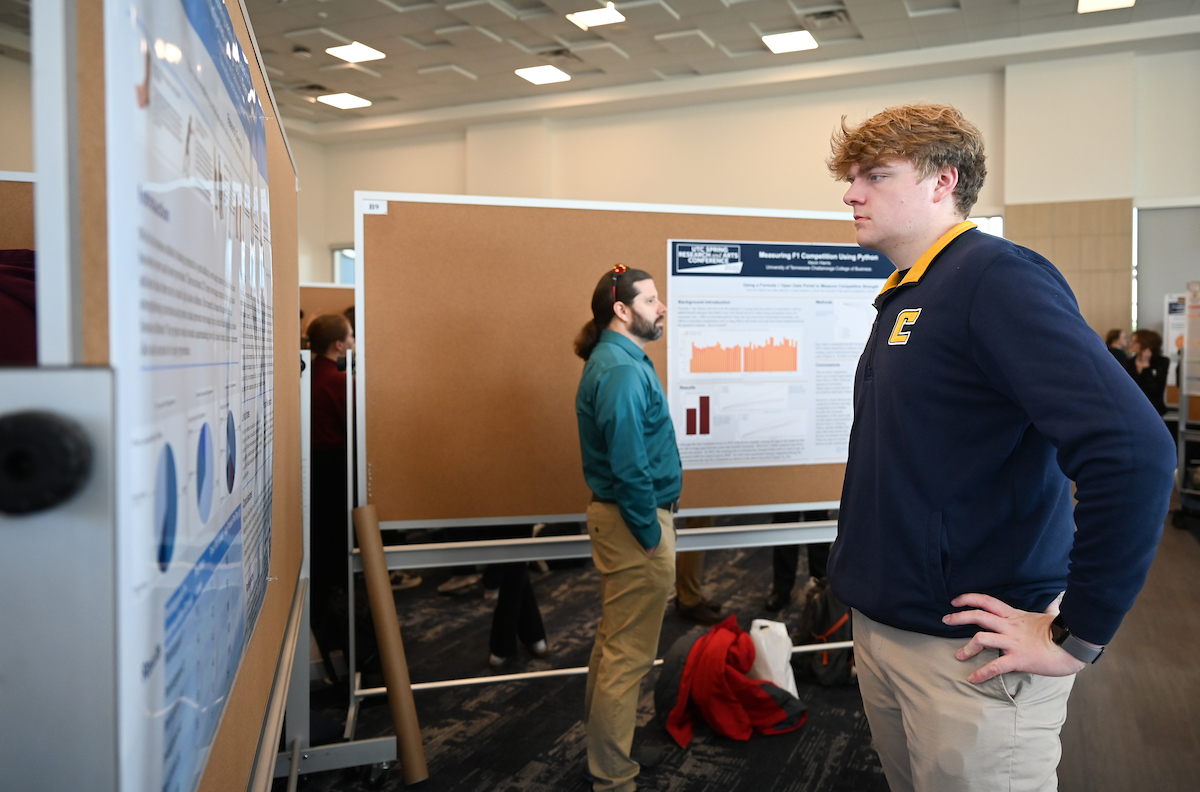 People attend the Spring Research and Arts Conference Wednesday, Apr. 9, 2025 in the Wolford Family Center.
