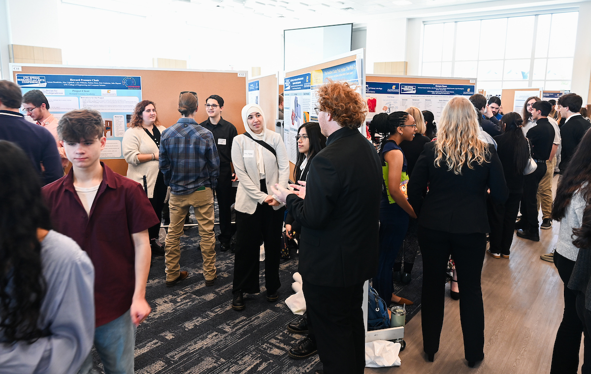 Students, faculty and staff attended the 2025 Spring Research and Arts Conference in the Wolford Family Athletic Center on Wednesday, April 9. Photo by Angela Foster.