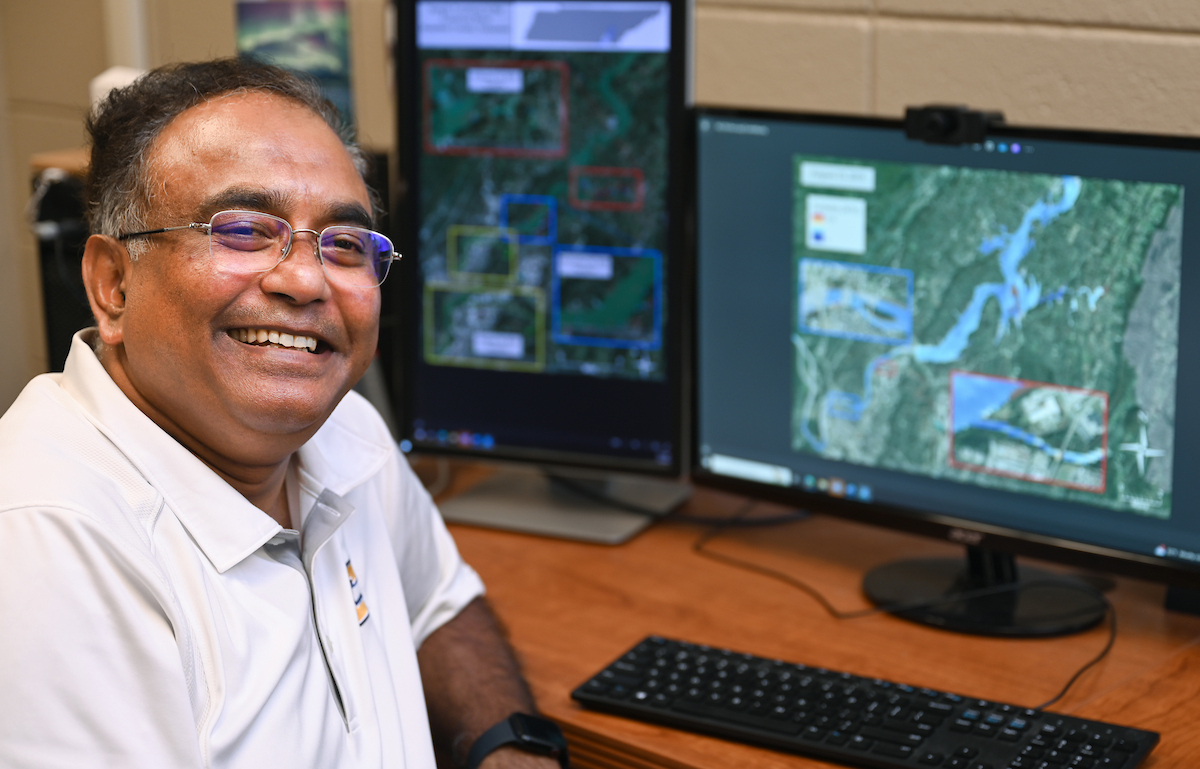 Dr. Azad Hossain