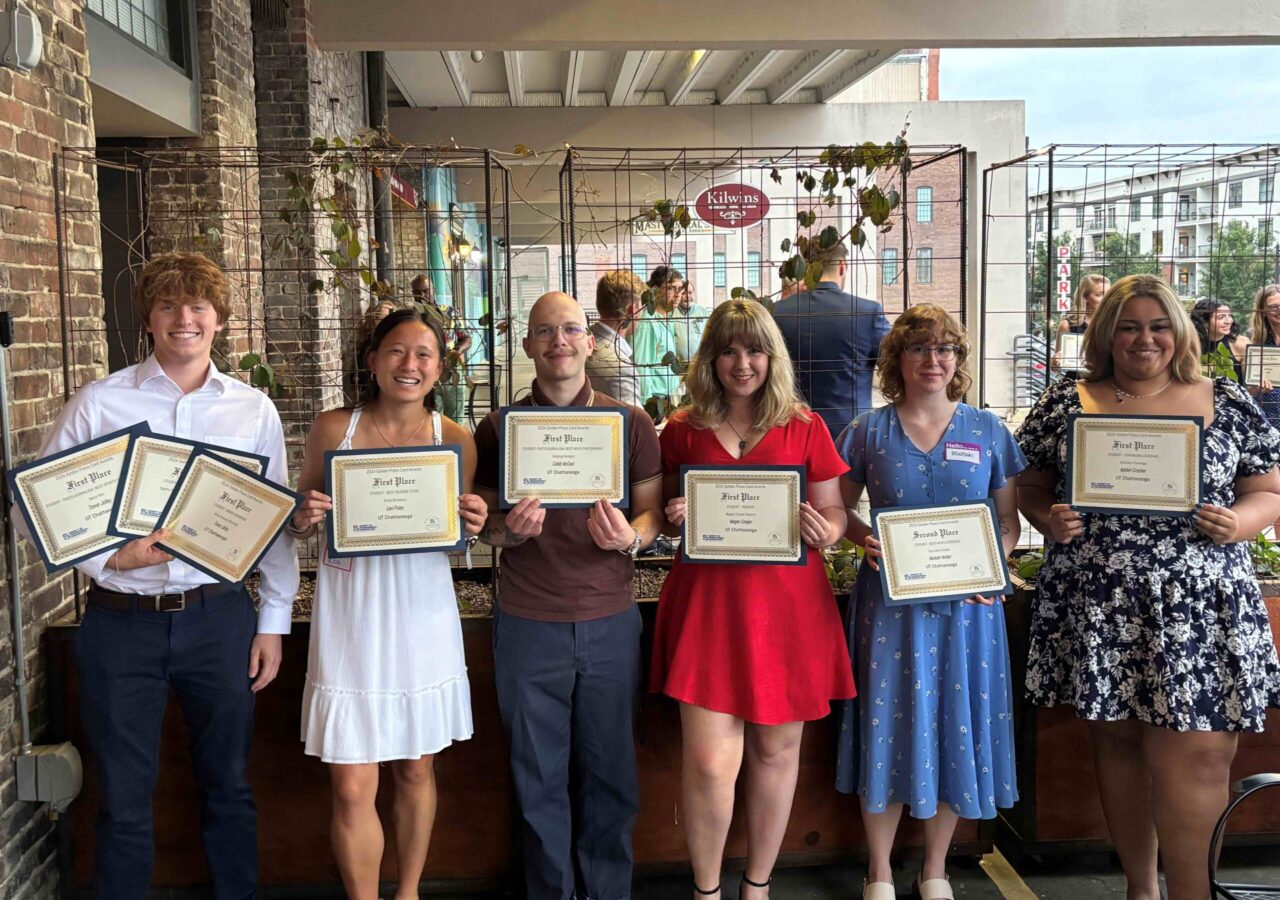 From left: Tennessee Golden Press Card Award winners Trevor Jolley, Lexi Foley, Caleb McCool, Megan Cooper, Maleah Holder and Mallori Crocker. Photo courtesy of Dr. Erin Ryan.