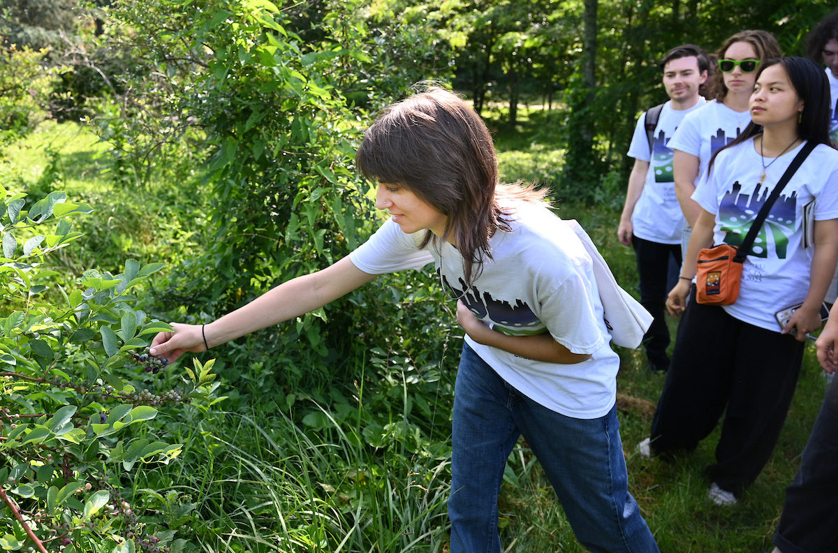 Undergraduate researchers in the SERGUS REU visit Crabtree Farms on Friday, June 6, 2025. Photo by Angela Foster.