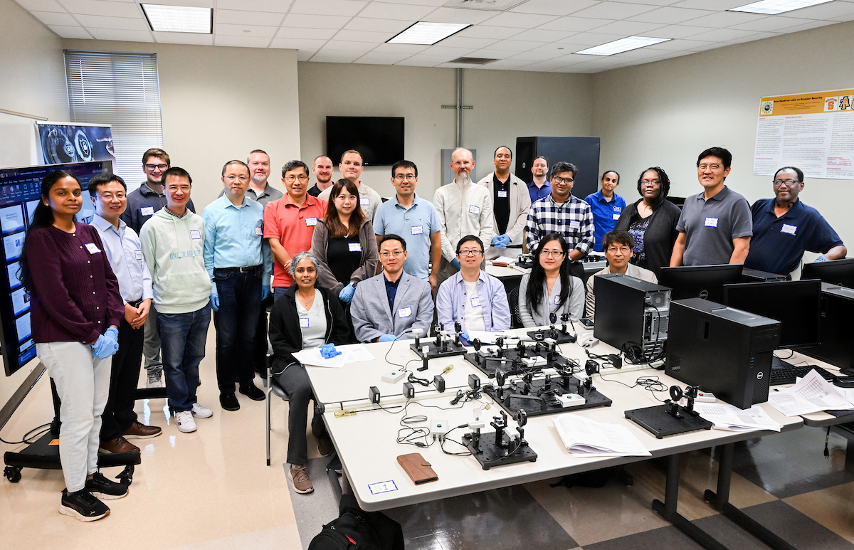 Group photo of all of the participants in the three-day workshop.
